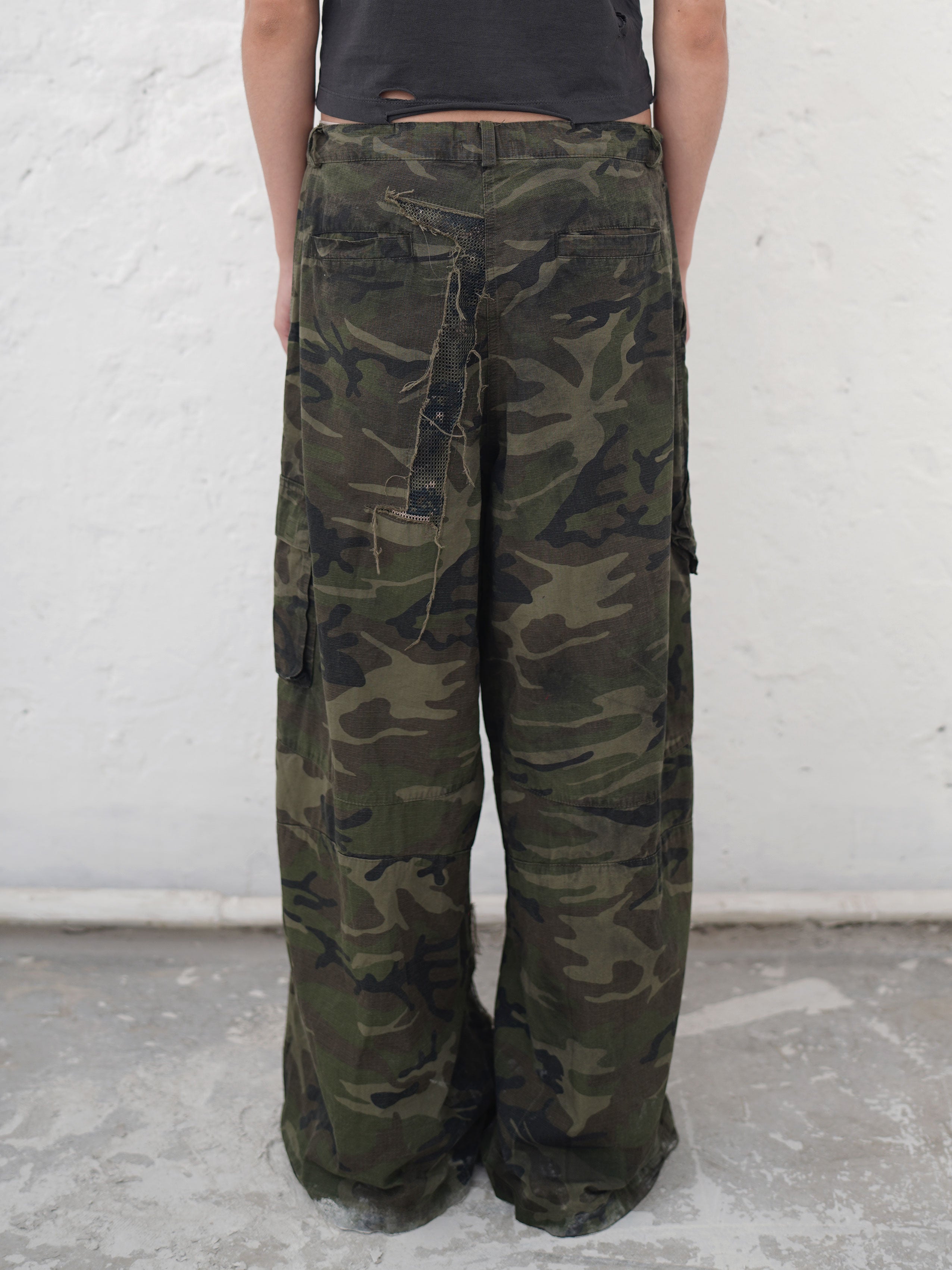 RIPPED CAMO PANTS